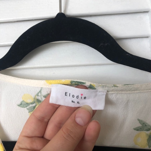 ELODIE Lemon Crop Button Down - Picture 3 of 5